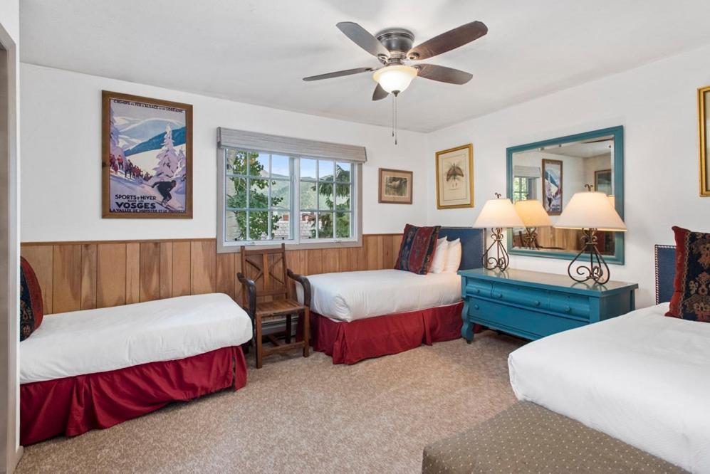 Holiday home Alpenblick 1, Three Level Townhouse With Fireplace, Private Balcony, And Great Location